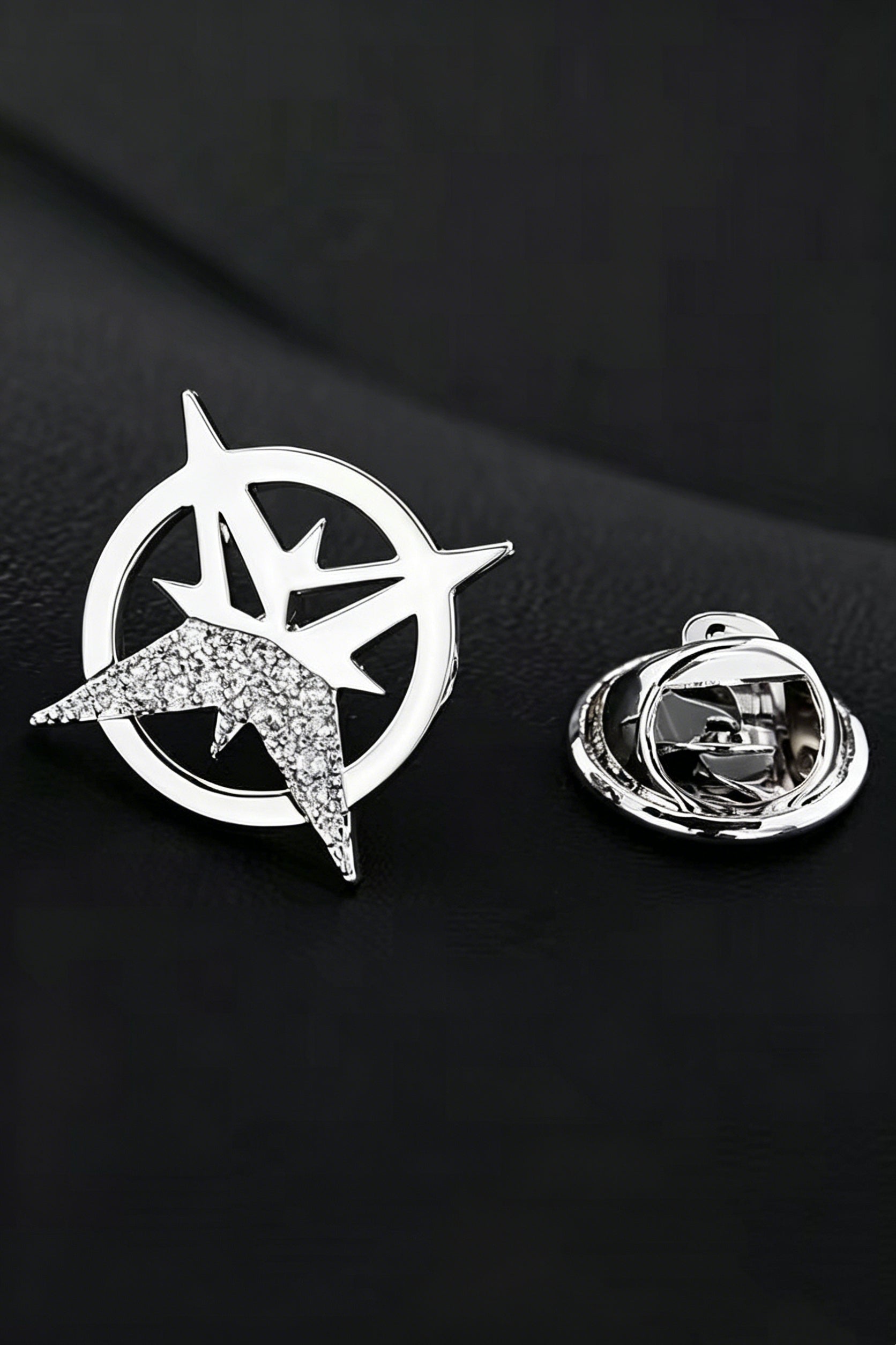 Silver Six-pointed Star Men's Lapel Pin