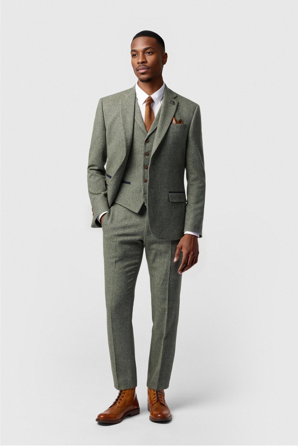 Chic Green Herringbone 3 Pieces Notched Lapel Men Suit