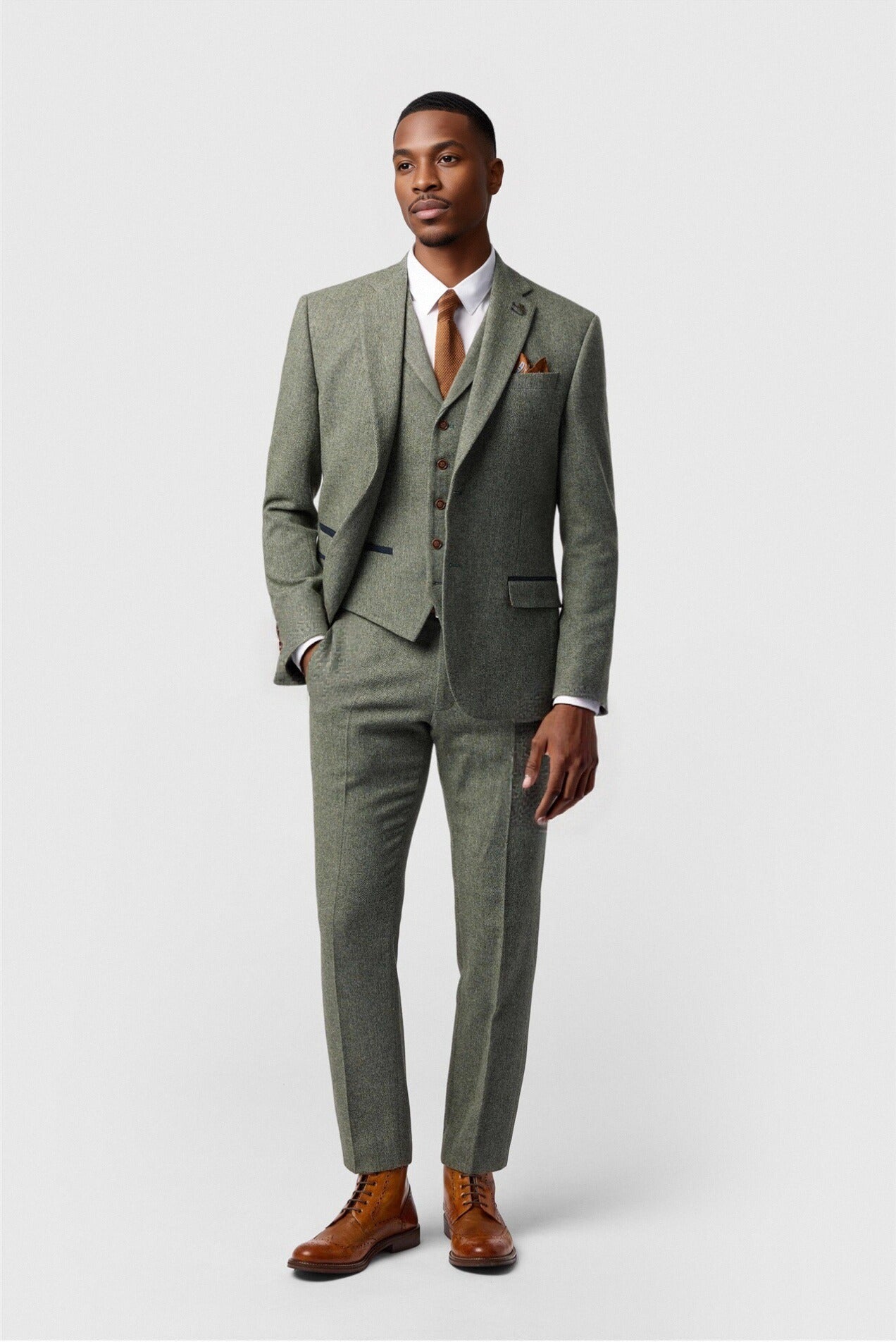 Chic Green Herringbone 3 Pieces Notched Lapel Men Suit