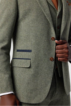 Chic Green Herringbone 3 Pieces Notched Lapel Men Suit