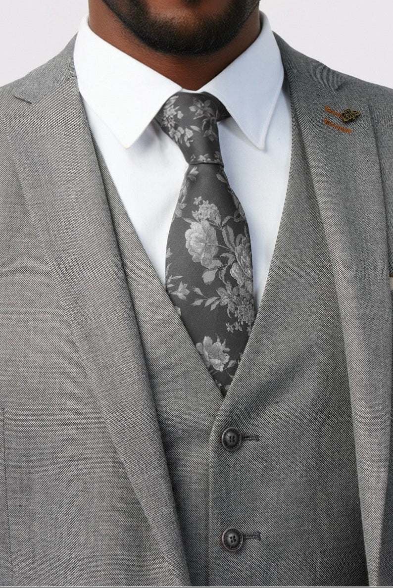 Bespoke Gray Notched Lapel 3 Pieces Men Suits