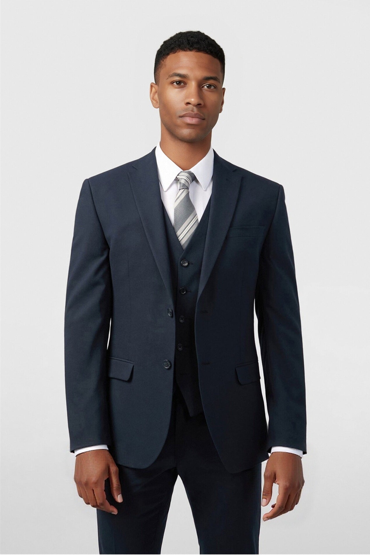 Chic Navy Notched Lapel 3 Pieces Men's Suits Main image